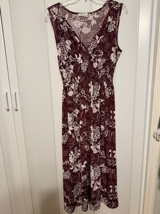 Jon & Anna Dresses & Skirts - Jon & Anna Sleeveless Burgundy Floral Maxi Dress